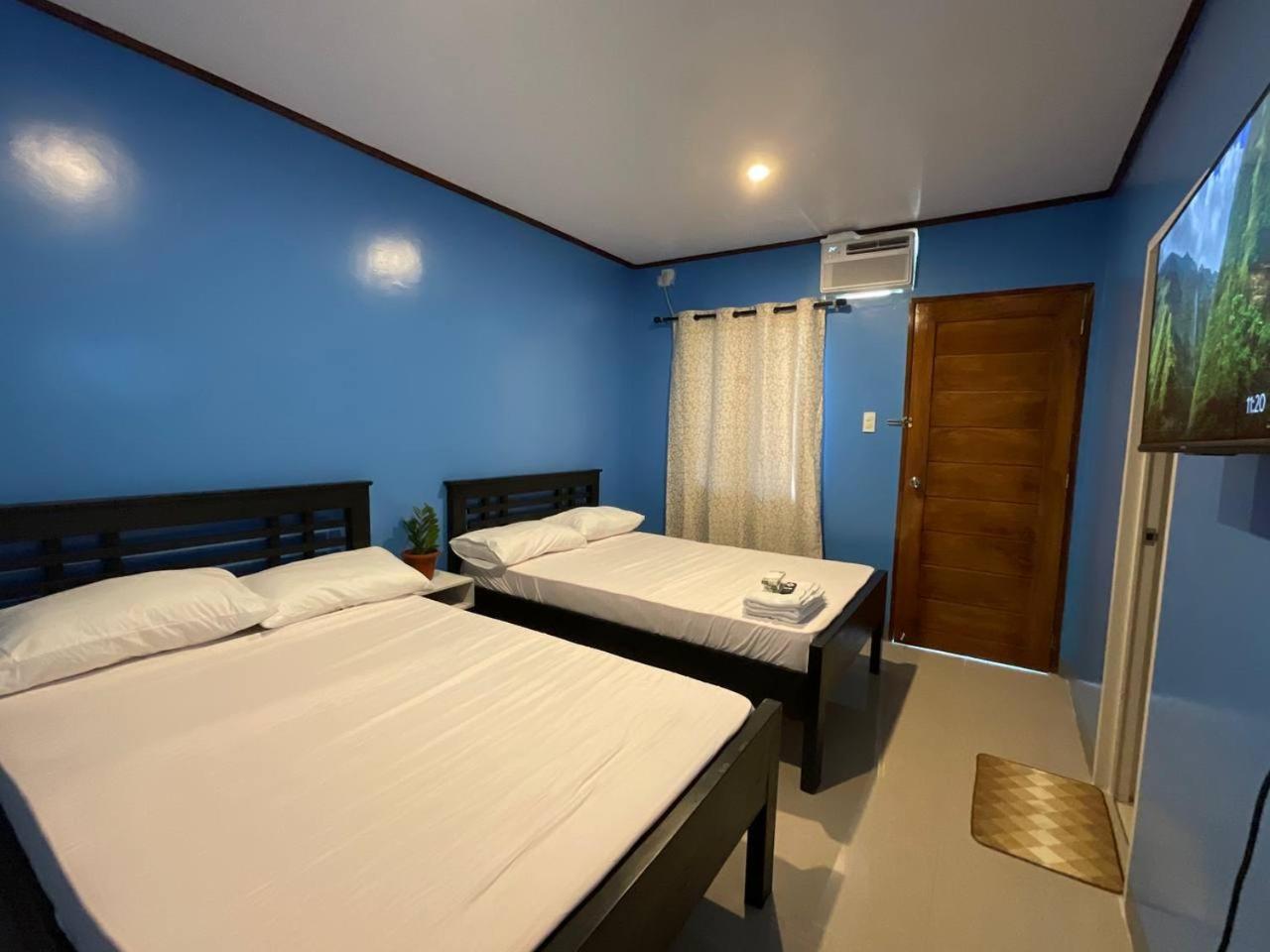 Halajo Bnb Transient Laoag Room photo