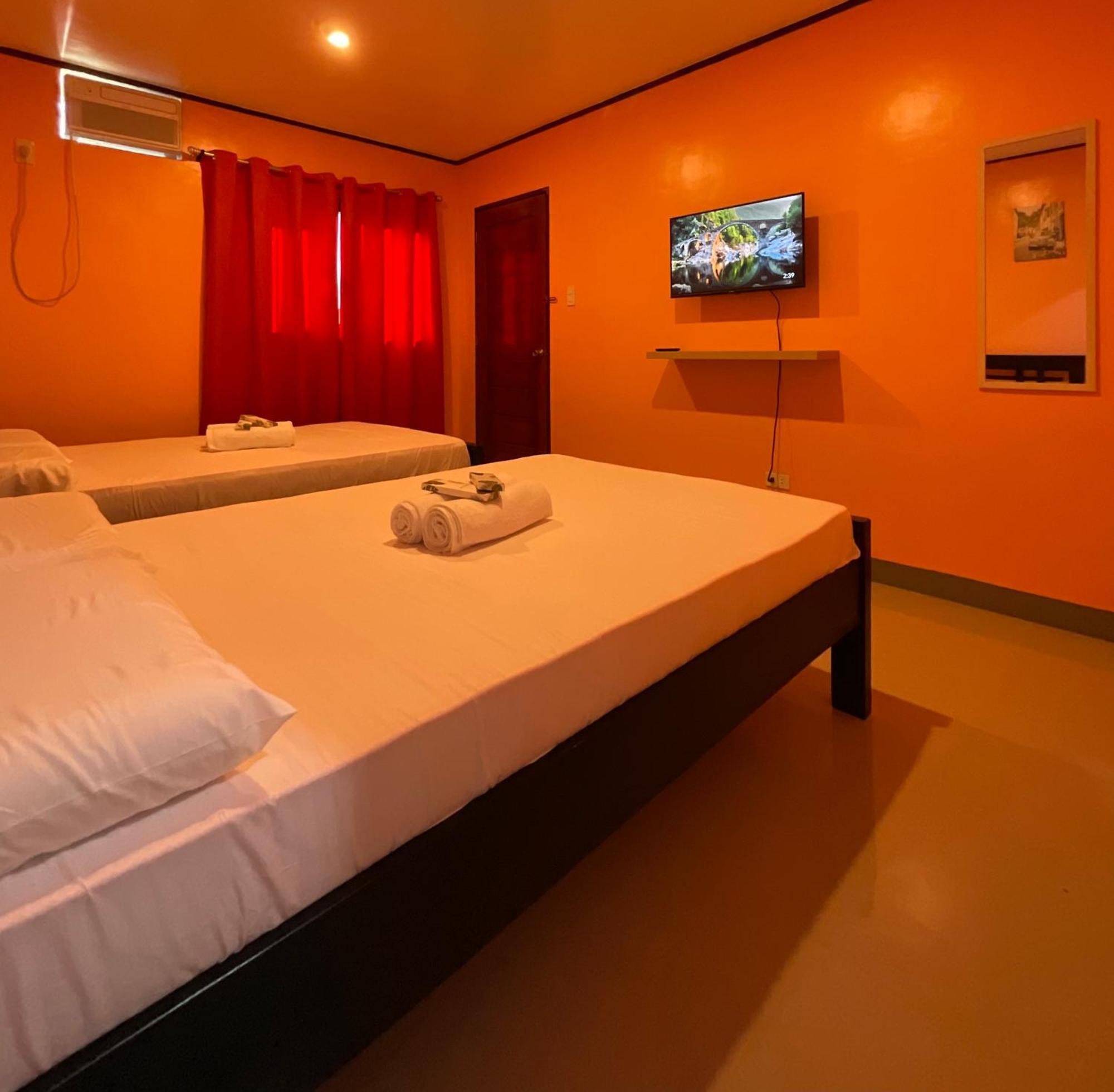 Halajo Bnb Transient Laoag Room photo